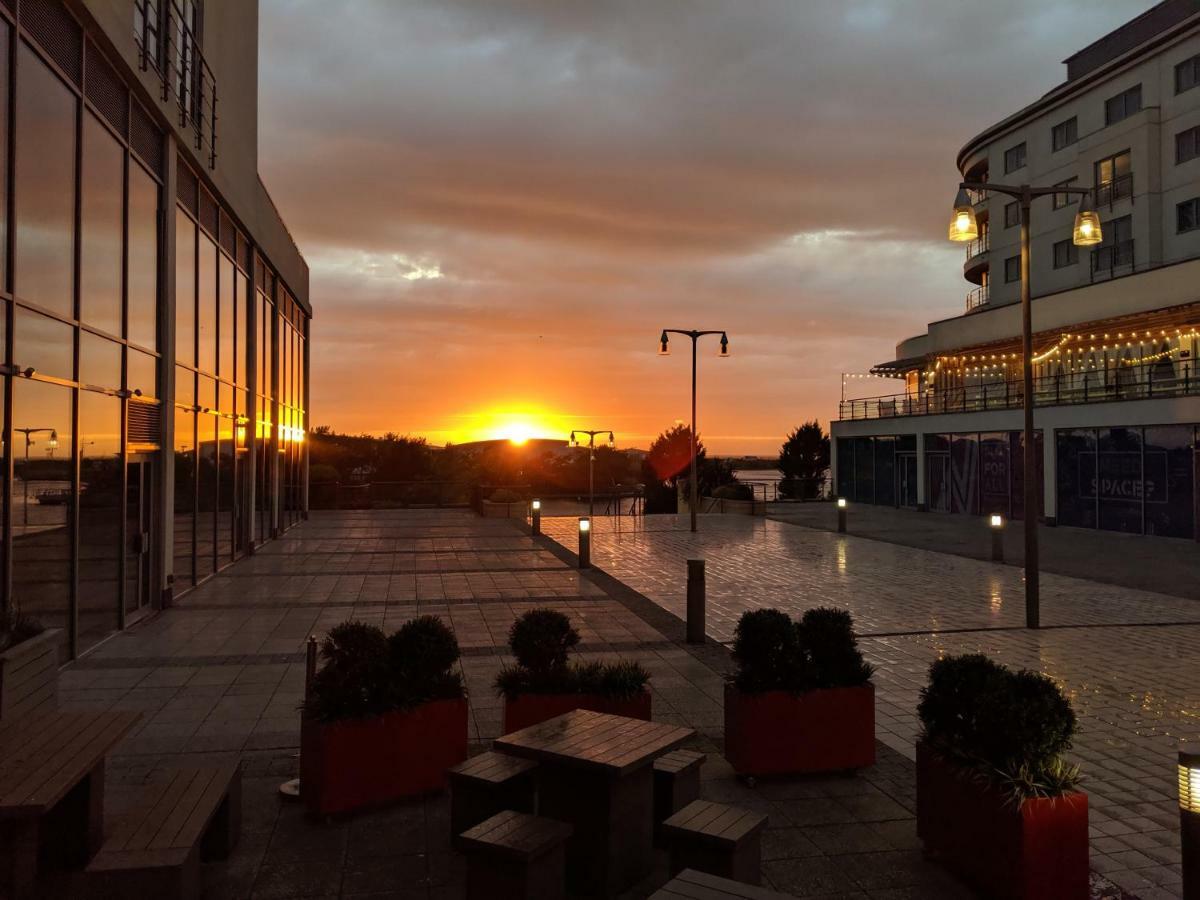 3 -Min Walk To Southport Pier & Beach Fast Wi-Fi & Perfect Getaway ภายนอก รูปภาพ